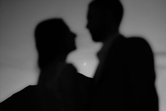 zakochani na zdjęciach ślubnych