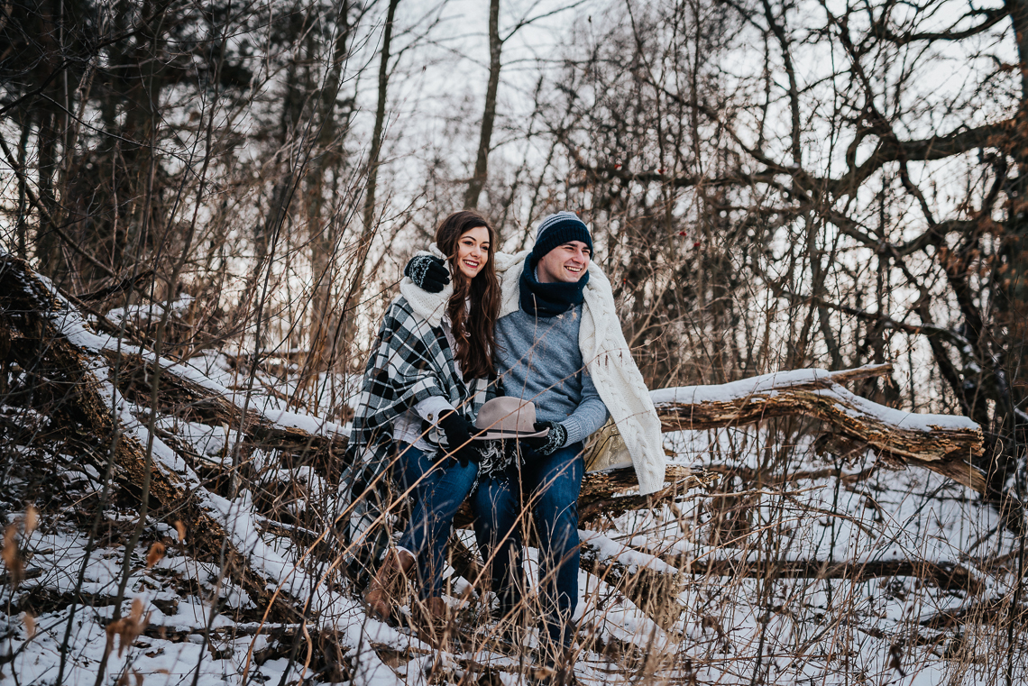 Zimowa sesja narzeczeńska Doroty i Macieja 3