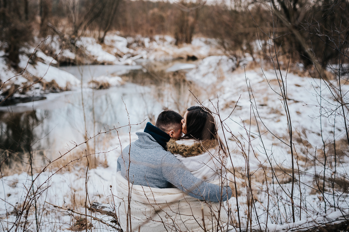 Zimowa sesja narzeczeńska Doroty i Macieja 5
