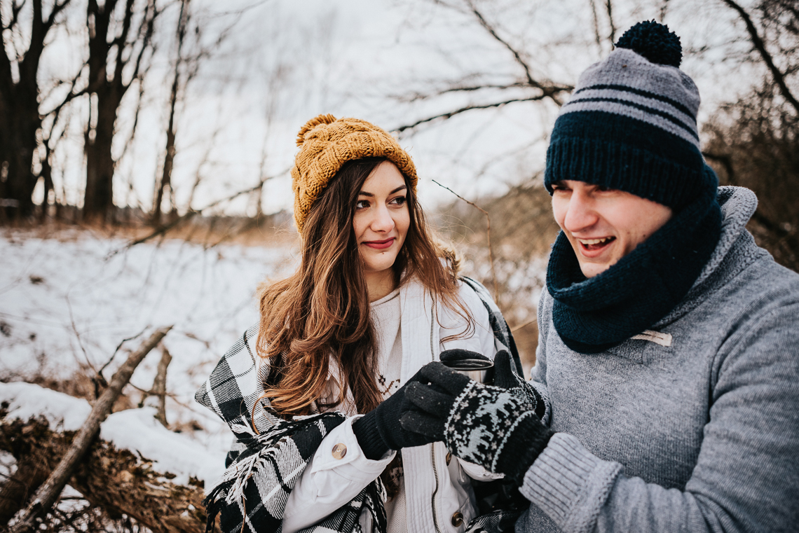 Zimowa sesja narzeczeńska Doroty i Macieja 15