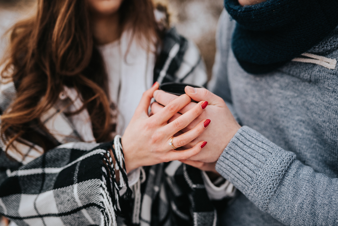 Zimowa sesja narzeczeńska Doroty i Macieja 16