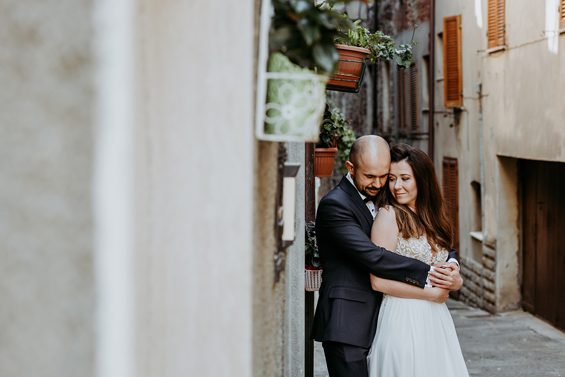 Plenerowa sesja ślubna w Toskanii - czy warto? 1