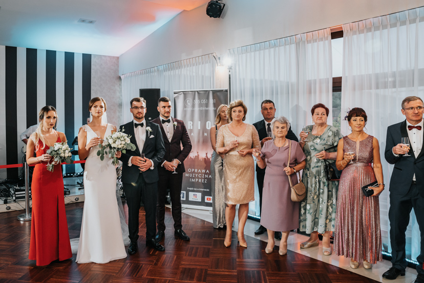 Nic nie zapowiadało takiego wesela... 53