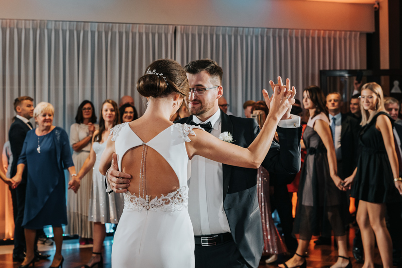 Nic nie zapowiadało takiego wesela... 56