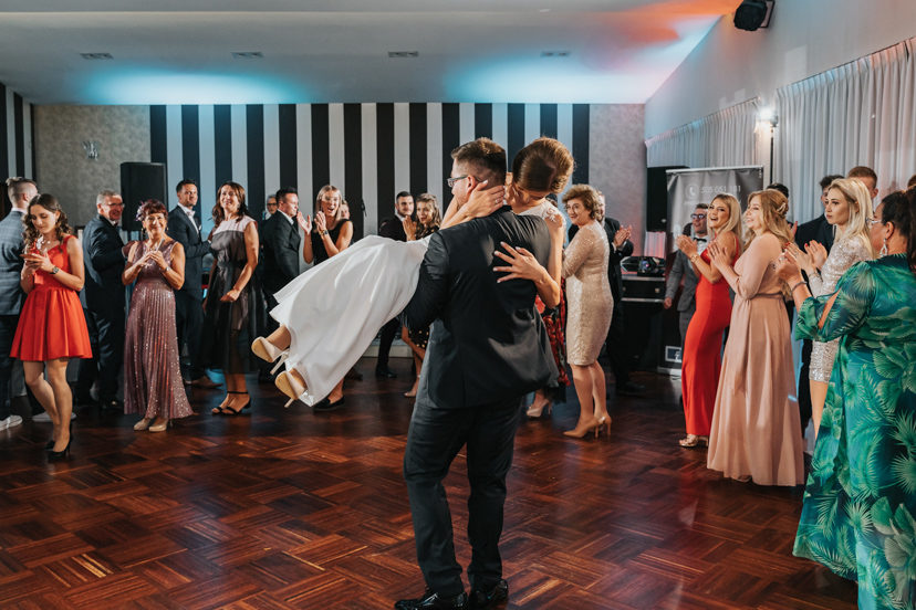 Nic nie zapowiadało takiego wesela... 59