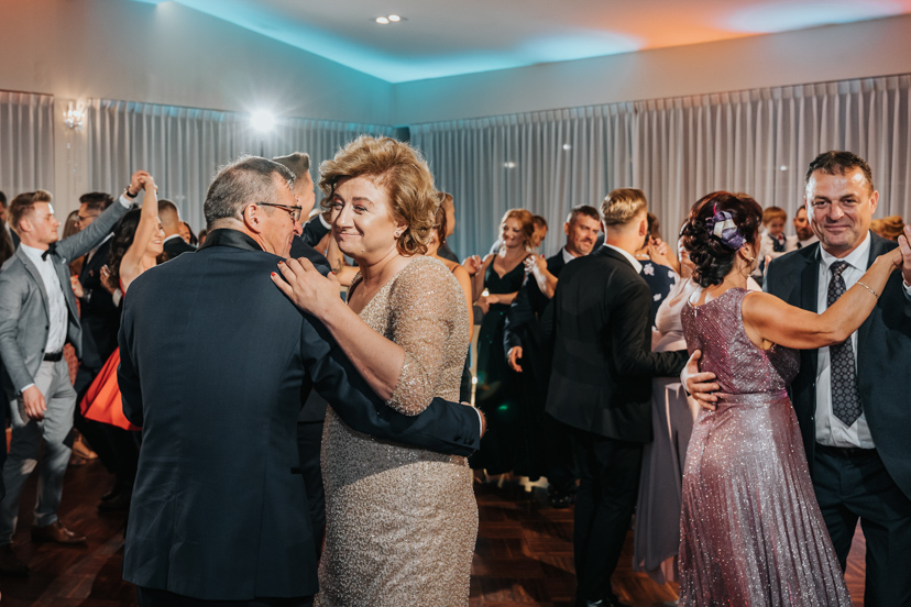 Nic nie zapowiadało takiego wesela... 62