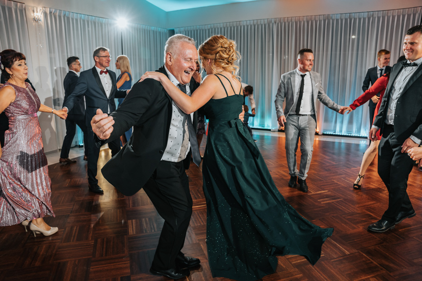 Nic nie zapowiadało takiego wesela... 67