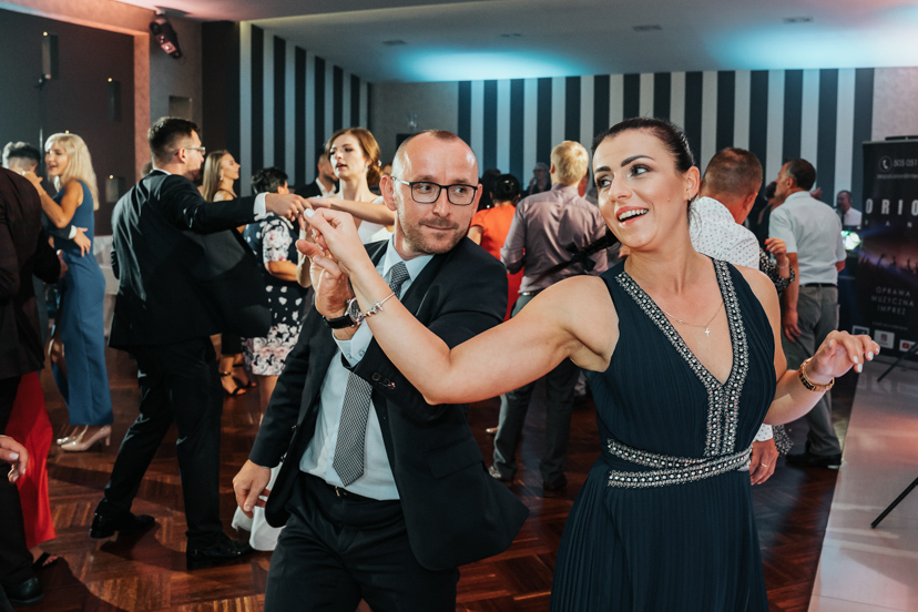 Nic nie zapowiadało takiego wesela... 79