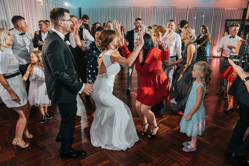 Nic nie zapowiadało takiego wesela... 87