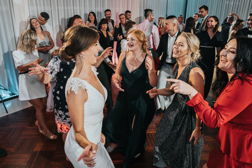 Nic nie zapowiadało takiego wesela... 90