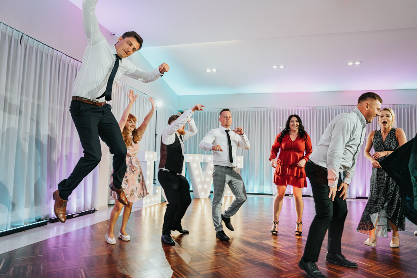 Nic nie zapowiadało takiego wesela... 103