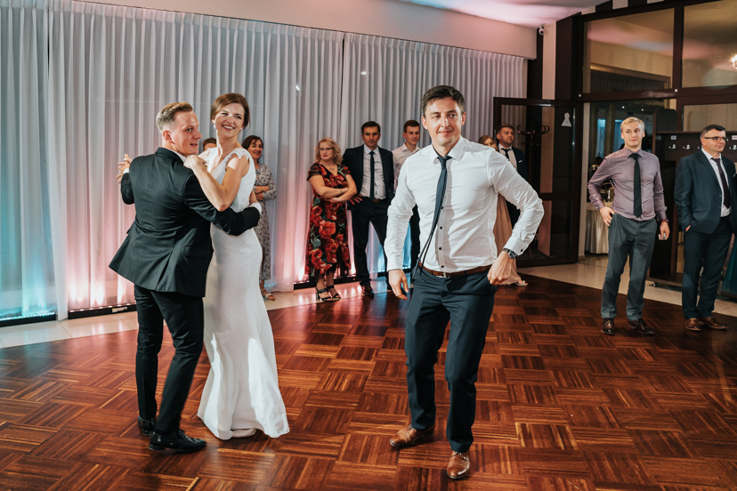 Nic nie zapowiadało takiego wesela... 130