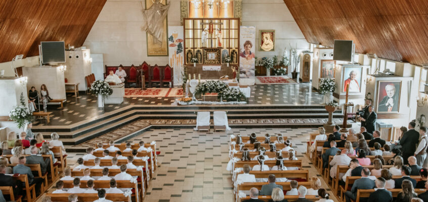 Zabezpieczone: I Komunia Św. w Kostomłotach II