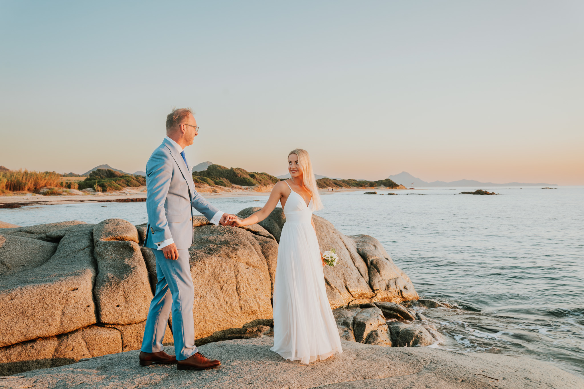 Ślub i wesele na włoskiej wyspie - Czy warto zorganizować ślub za granicą ? 160